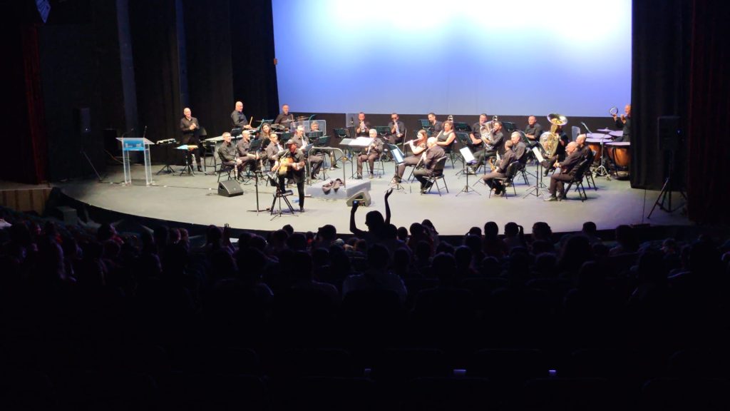 Kurt Savoy con la Orquesta Sinfónica de Huelva, dirigida por Paco Pozas
